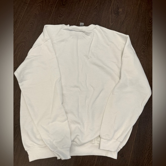 NEW Gildan Adult Crewneck sweatshirt - Picture 2 of 3